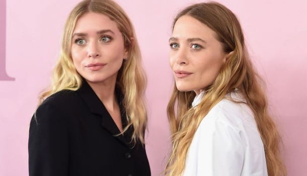 Borítókép: Az Olsen-ikrek bebizonyítják: a flip-flop papucs is lehet elegáns