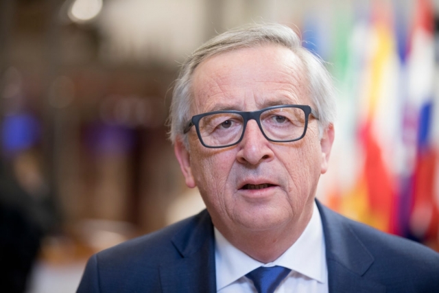 Jean-Claude Juncker,juncker,óraátállítás