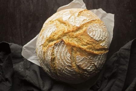 Borítókép: Vajon a kenyér hűtése a legjobb módja annak, hogy tovább friss maradjon?