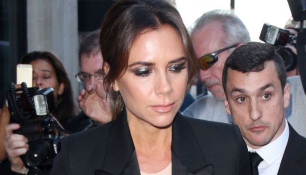 Borítókép: A nap videója: Victoria Beckham úgy elengedte magát, mint mi egy péntek esti buliban sem