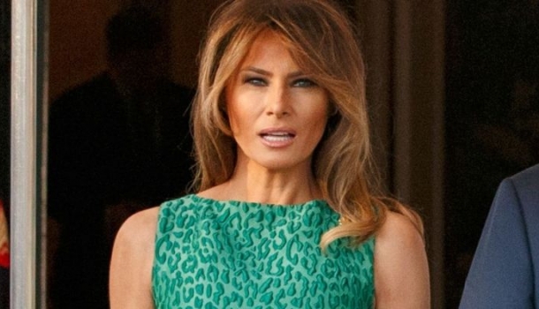 Borítókép: Ezért van mindig tátva Melania szája - te kiszúrtad már?