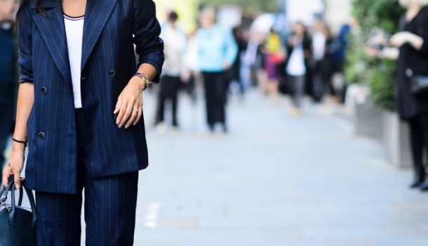 Borítókép: Ilyen színeket viselj, ha állásinterjúra mész, és biztos tiéd lesz álmaid munkája