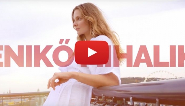Borítókép: Elindult Mihalik Enikő YouTube csatornája - nézd meg itt az első vlogot!
