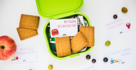 Borítókép: 8 cuki üzenet az uzsonnás dobozba, ami még szorosabbra fűzi a kapcsolatodat a gyerekeddel