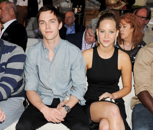 nicholas hoult,jennifer lawrence