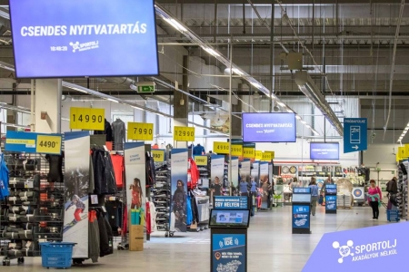 Borítókép: Októbertől csendes nyitvatartás segíti az autizmussal élőket a Decathlonban
