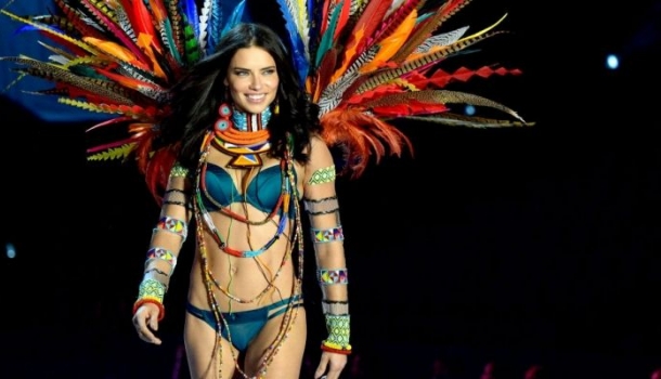 Borítókép: Nem fogod elhinni, mennyibe kerül nézőként résztvenni a Victoria's Secret Fashion Show-n