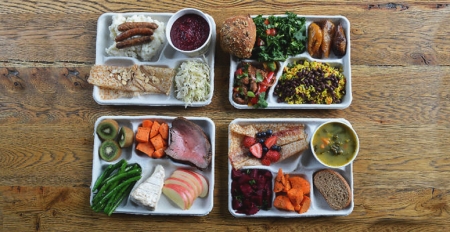 Borítókép: Ezt eszik a gyerekek a világ körül – ínyenc iskolai ebéd 9 országban 