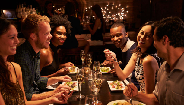 Borítókép: Napi horoszkóp november 9.: a Nyilasok komoly lehetőséget kapnak, a Halak számára új szerelem helyeződhet kilátásba