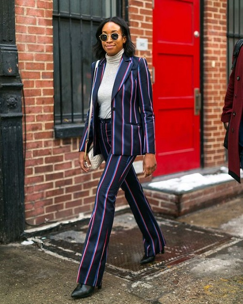 Az egyszínű és mintás is jó választás.