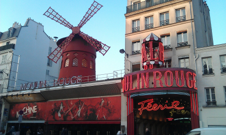 Borítókép: Moulin Rouge, Kis hableány, Check Point Charlie? Nagyobb a hype-juk, mint azt gondolnád