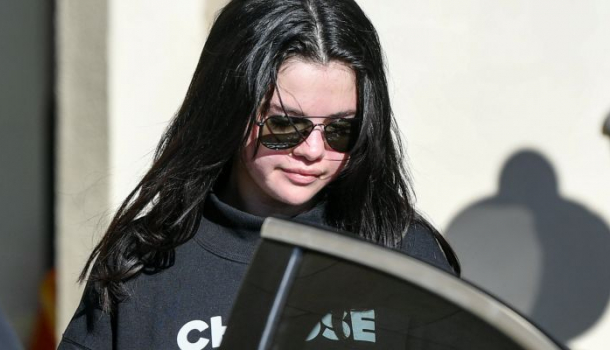 Borítókép: Példakép: így küzd most Selena Gomez a plusz kilók ellen