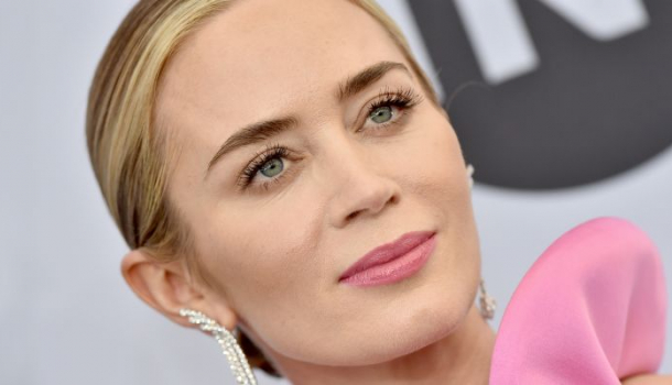 Borítókép: Itt a tavasz legizgalmasabb kiegészítője 