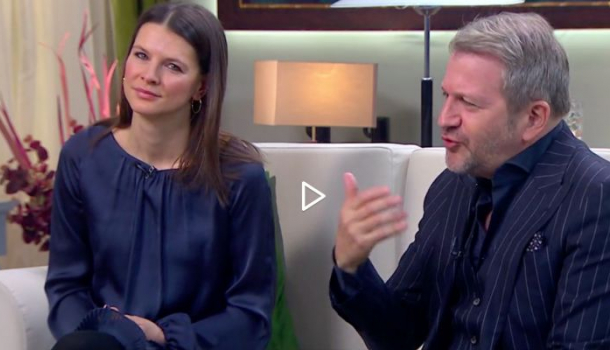 Borítókép: Főszerkesztőnk a  Mokkában beszélt Karl Lagerfeldről