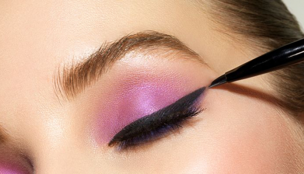 Borítókép: Nem sikerül a cicaszem smink? Ezekkel a termékekkel tutira menni fog!