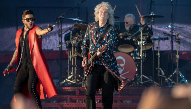 Borítókép: Jelölés és fellépés: a Queen színpadra lép az Oscar-gálán