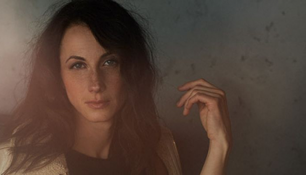 Borítókép: Balla Eszter: "Amikor kijöttem a színműről, azt hittem, enyém a világ..."