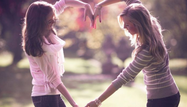 Borítókép: Jelek, amik arra utalnak, hogy a feleség leszbikus