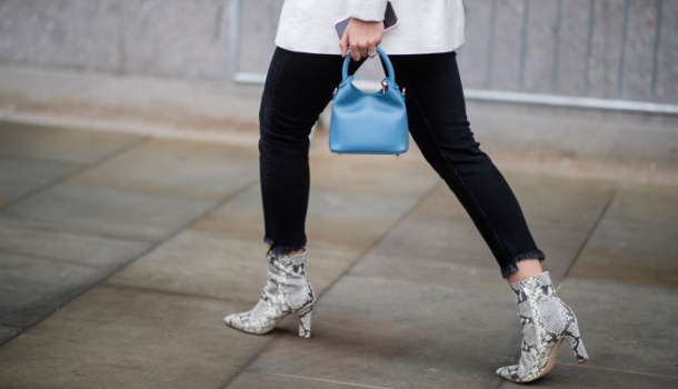 Borítókép: Röviden: a legjobb! Így viseld a cropped jeanst!