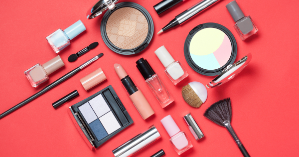 Borítókép: 6 sminktipp, igazi profiktól