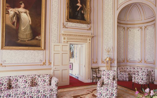 Fotó a Frogmore Cottage egyik visszafogott terméről.