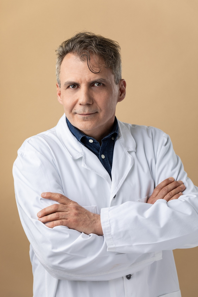 Dr. Molnár Béla Ákos, a Budapest Plasztikai Intézet plasztikai sebésze