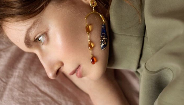 Borítókép: "Ezért is hagytam fel a bizsuk felhalmozásával"