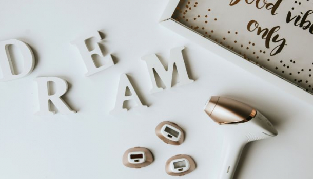 Borítókép: Philips Lumea Prestige TESZT: villanófényes szőrtelenítés villámgyorsan? 