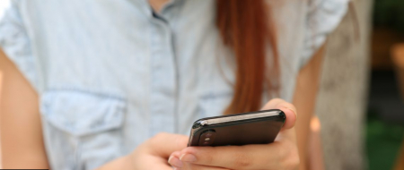 facebook,szülő,gyerek,függőség,okostelefon