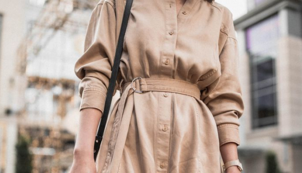 Borítókép: A nyár slágere: deréköves ruhák!