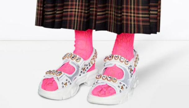 Borítókép: Képtelenség eldönteni, hogy ez most menő vagy sem