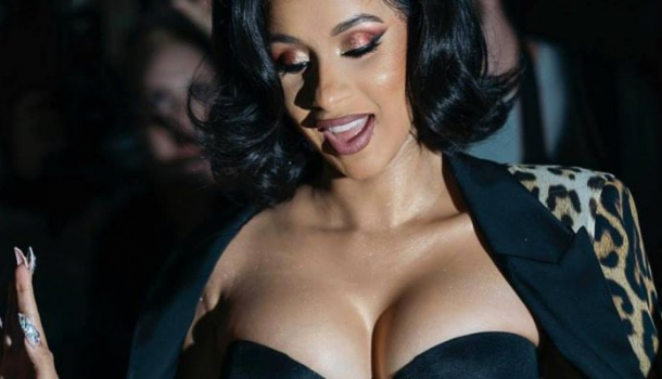 Borítókép: Cardi B lába teljesen eldeformálódott a plasztikai beavatkozás miatt