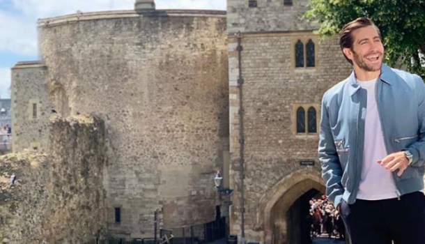 Borítókép: Szingli, szexi, színész, és még a hangja is brutál jó