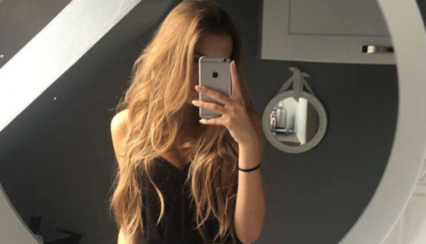 Borítókép: Tudtad, hogy a szelfizés öregít? 