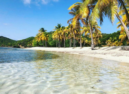 Borítókép: A hatéves György herceg ezen a paradicsomi helyen ünnepel