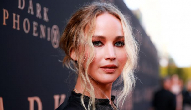 Borítókép: Jennifer Lawrence maffiaügybe keveredett