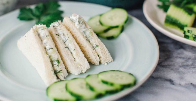 uborkás szendvics,tea,angol,recept
