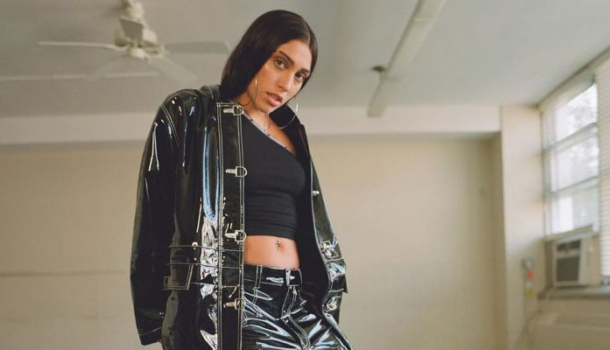 Borítókép: A legmenőbb It girl táskákat és lakkcuccokat mutat be