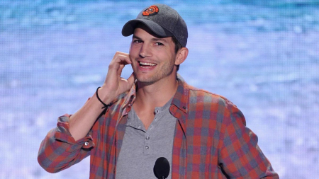 Borítókép: 7 híres ember, aki elmesélte milyen volt neki az első 