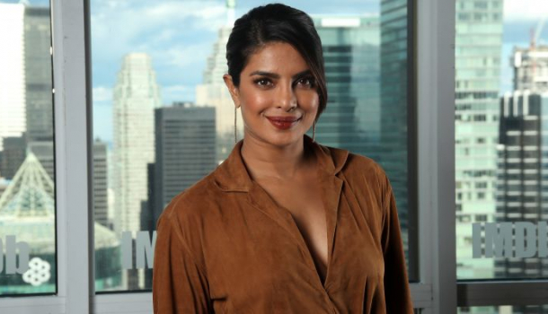 Borítókép: Gyanús képek! Lehet, hogy terhes a színésznő?