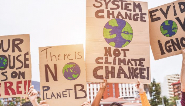 Borítókép: A pszichológia tehetetlen, de te mégis felléphetsz a klímaszorongás ellen!