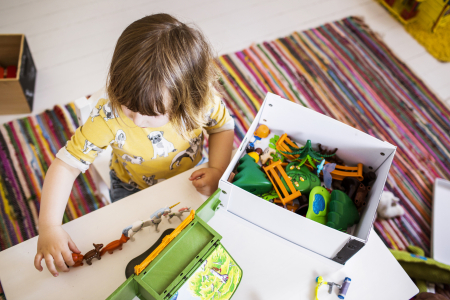 Borítókép: Nem is olyan nehéz rendet tartani a gyerekszobában – mutatjuk, hogyan