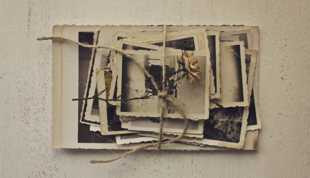 Borítókép: Meztelenül a kamera előtt