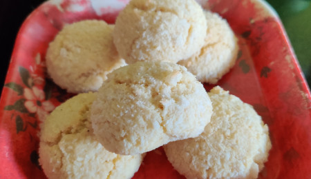 Borítókép: Ezt edd csoki helyett: három összetevős, sütésnélküli édesség