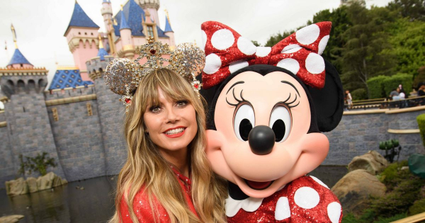 Borítókép: Kalapács alá kerülnek Disneyland legértékesebb ritkaságai
