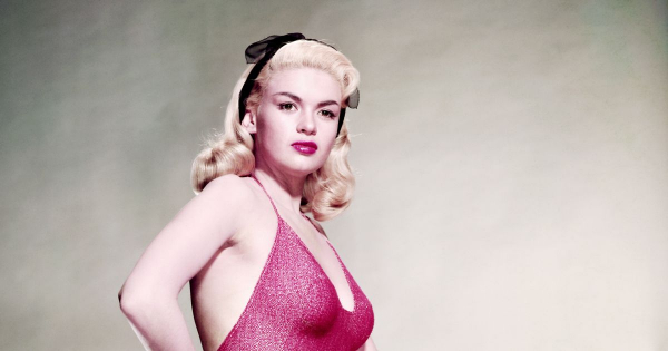 Borítókép: A szexszimbólum félresikerült hollywoodi palotája – nem semmi!