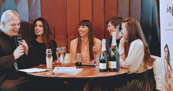 Borítókép: Hogyan legyél milliomos influencer?