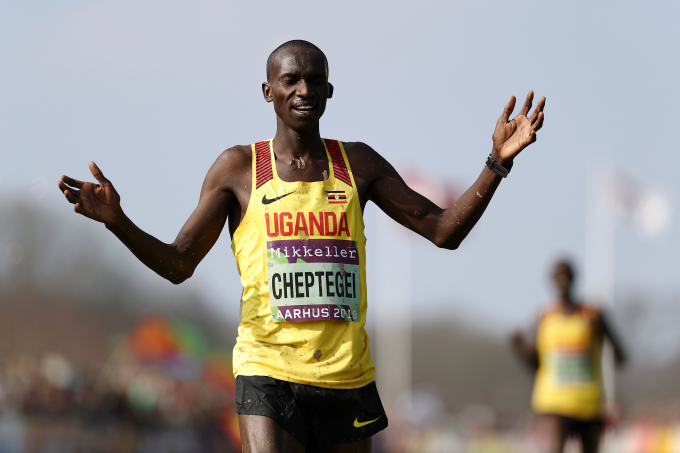 világcsúcs,10 km,Joshua Cheptegei