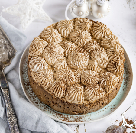 Borítókép: Habcsók torta kávés csokimousse-szal