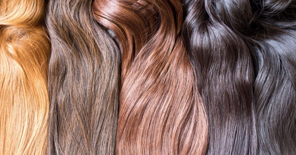 Borítókép: A nő, akinek többféle póthaja van, mint bugyija